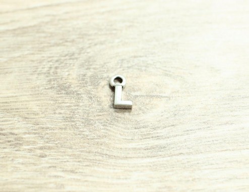 Colgante letra "L" 12mm