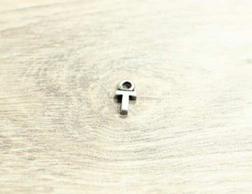 Colgante letra "T" 12mm