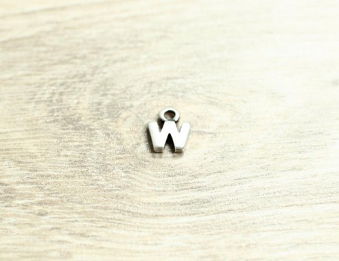 Colgante letra "W" 12mm