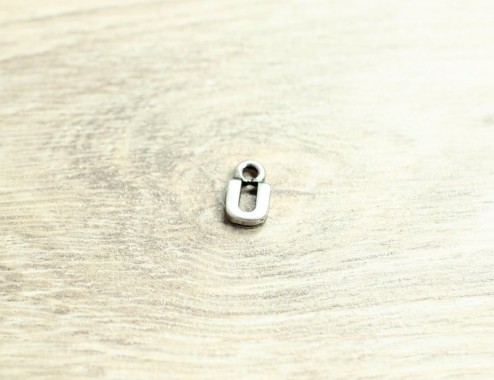 Colgante letra "U" 12mm