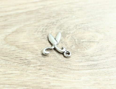 Colgante Tijera 18 x 21 mm