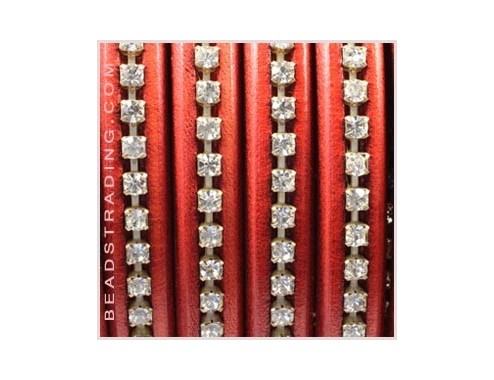 Cuero regaliz con strass...