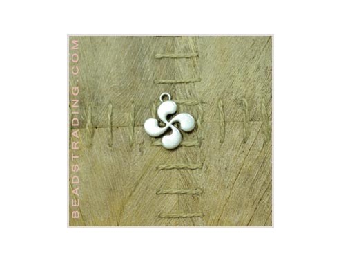 Colgante Lauburu 28 x 30 mm