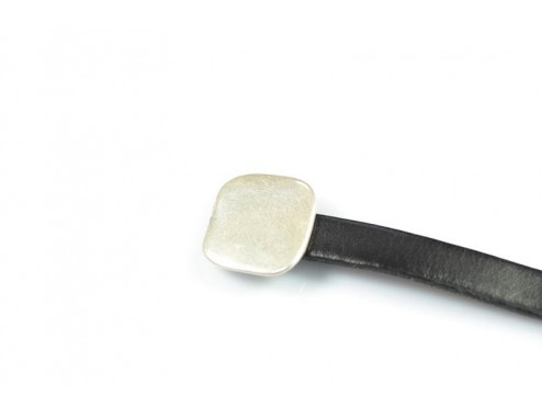 Cierre botón cuadrado plano...