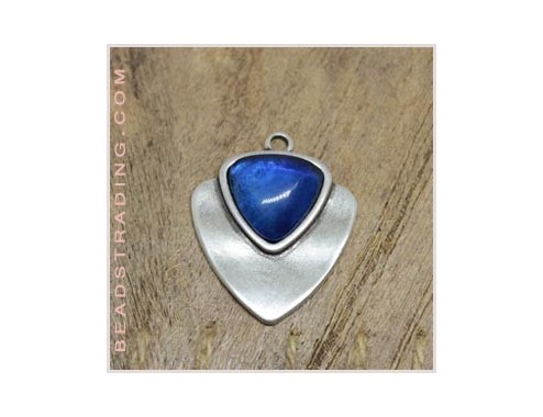 Colgante Resina Triangulo...