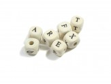 Letras de madera de colores...