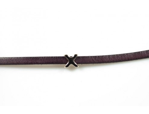 Entrepieza cruz negro 6x2mm...